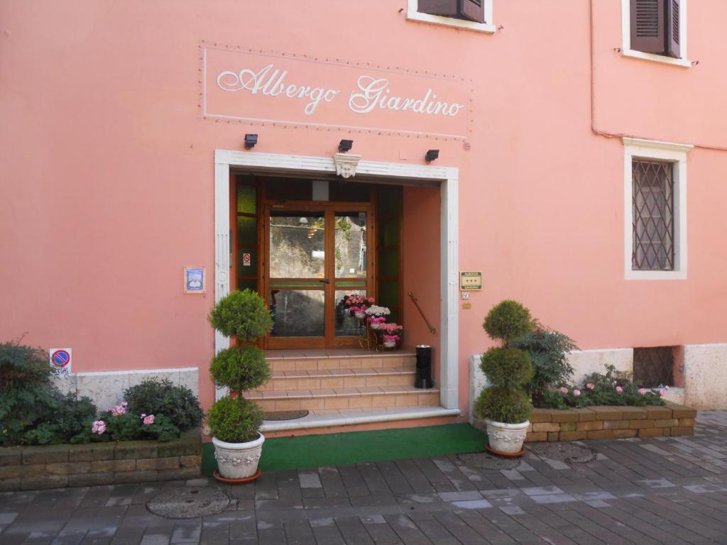 Albergo Giardino Toscolano Maderno Eksteriør billede