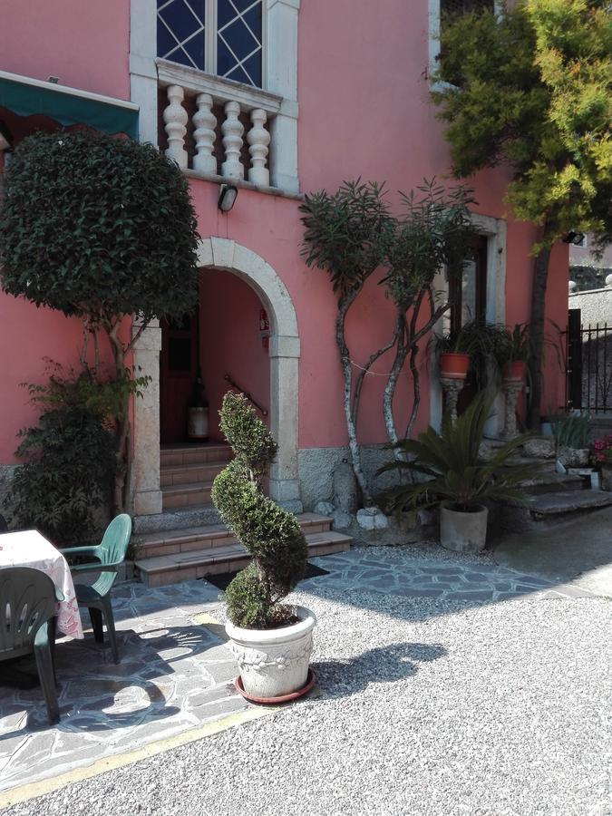 Albergo Giardino Toscolano Maderno Eksteriør billede