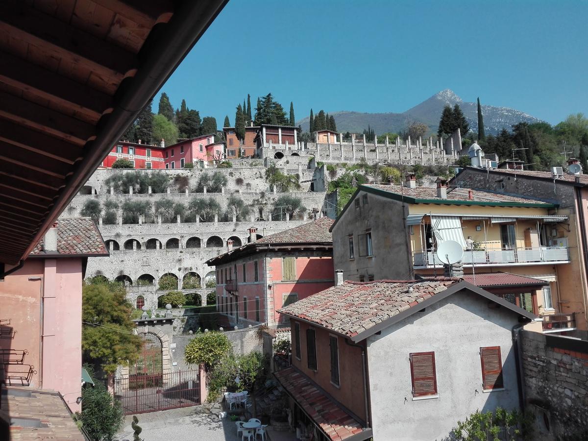 Albergo Giardino Toscolano Maderno Eksteriør billede